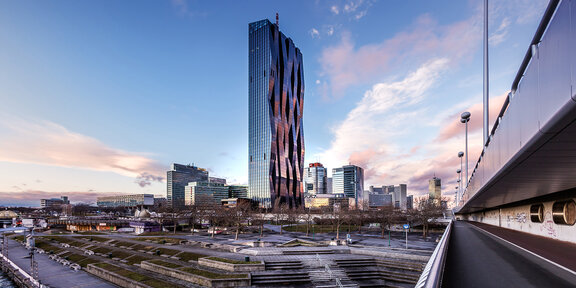 DC Tower in Wien | COMM AG